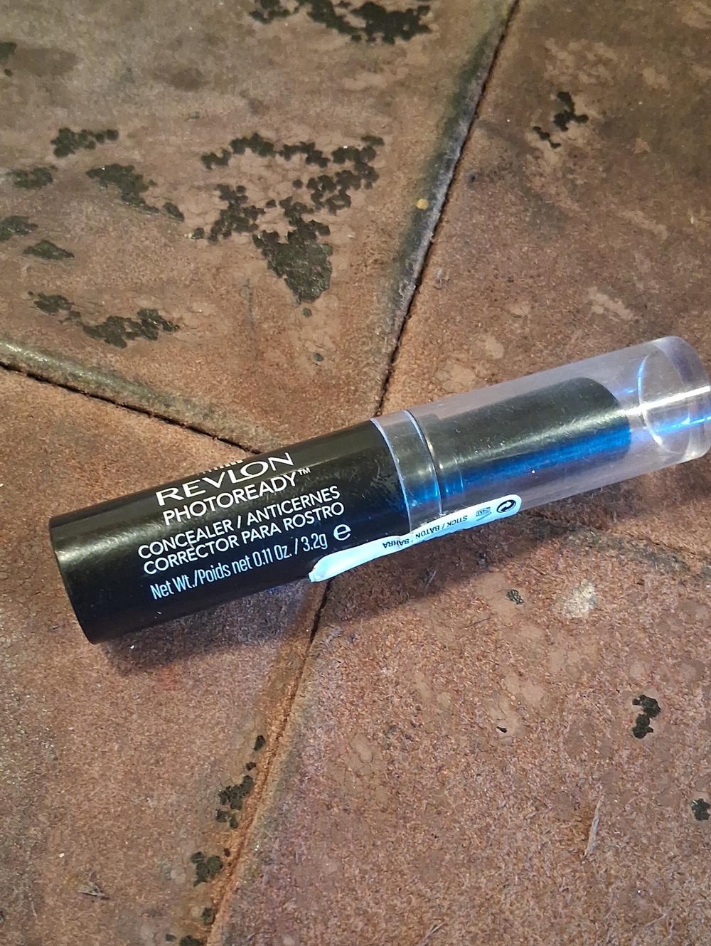 Revlon PhotoReady Concealer Stick - 002 Light Pale